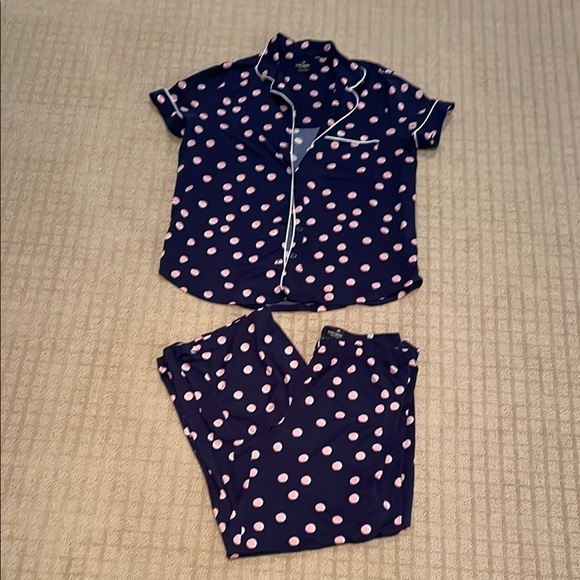 Kate Spade Navy and Pink Polka Dot  Pajamas - Picture 1 of 7